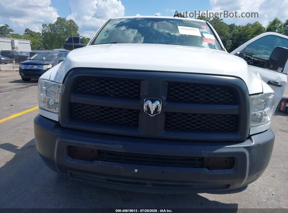 3C6TR4HT5HG703679 2017 RAM 2500 White Widok z tyłu