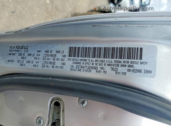 3C6TR4HT7JG245469 2018 RAM 2500 Silver Engine compartment view