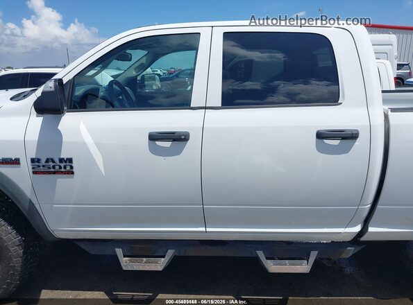 3C6TR5CJ9GG340670 2016 RAM 2500 White Панорамний вид салону 360°