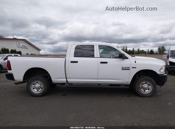 3C6TR5CTXJG306682 2018 RAM 2500 Белый Вид задней части салона