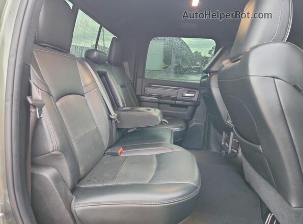 3C6TR5EJ8NG166259 2022 RAM 2500 Green Vista de los asientos traseros