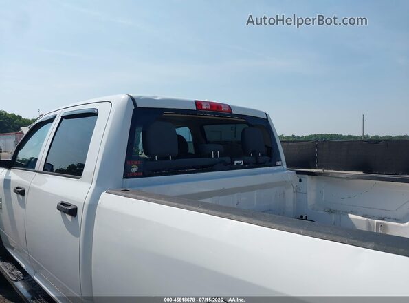 3C6TR5HT0GG236823 2016 RAM 2500 Белый Вид спереди
