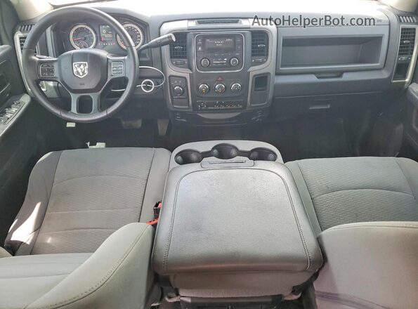 3C6TR5HT0JG326156 2018 RAM 2500 White Vista del salpicadero
