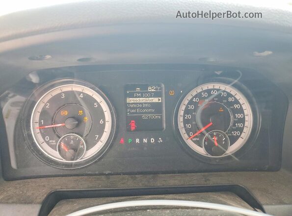 3C6TR5HT1JG409272 2018 RAM 2500 White Вид щитка приладів
