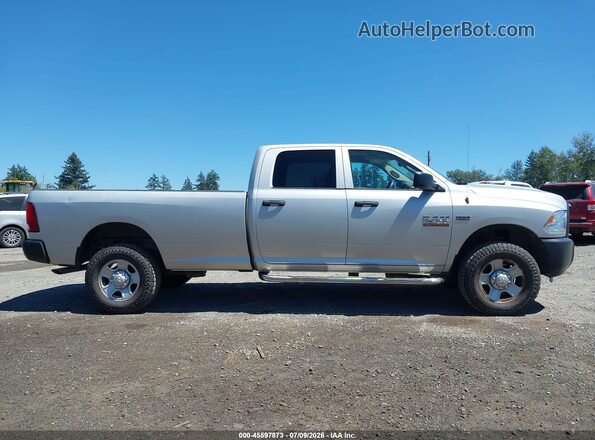 3C6TR5HT5GG372929 2016 RAM 2500 Gray უკანა სალონის ხედი