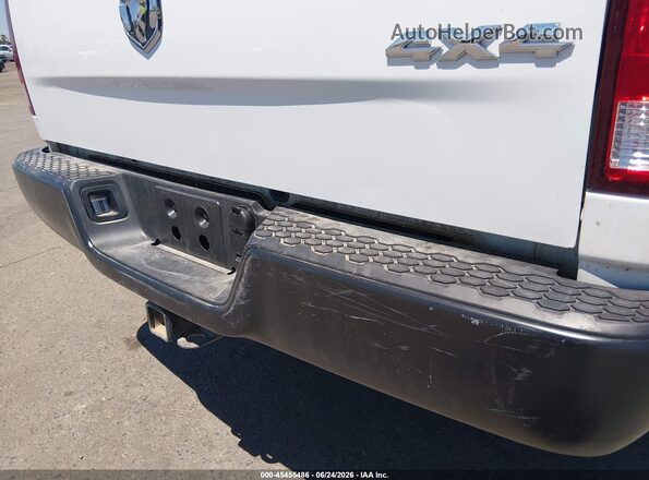 3C6TR5HT9JG295263 2018 RAM 2500 White Vista frontal