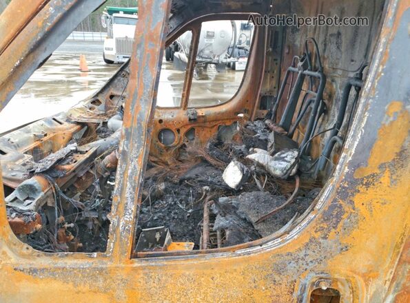 3C6TRVAG0HE536596 2017 RAM PROMASTER Burn Вид салону спереду
