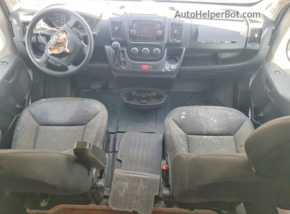 3C6TRVBG9LE103429 2020 RAM PROMASTER Белый Вид панели приборов