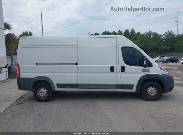 3C6TRVDG2GE100505 2016 RAM PROMASTER 2500 White Rear interior view