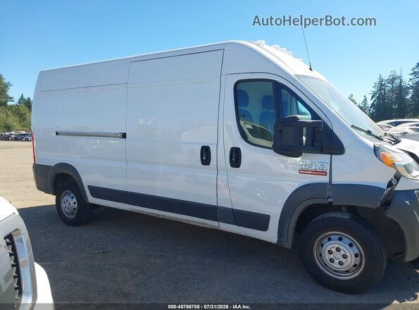 3C6TRVDG2JE157150 2018 RAM PROMASTER 2500 Белый Вид задней части салона