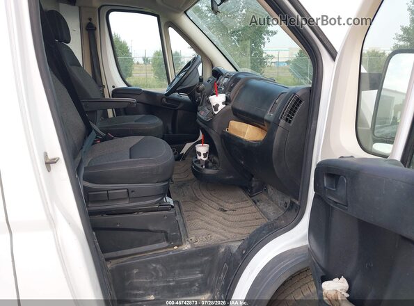 3C6TRVNG4HE521366 2017 RAM PROMASTER 1500 White Vista interior delantera