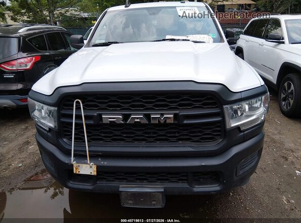 3C6UR4HJ6KG592487 2019 RAM 2500 White Դիմացի տեսք