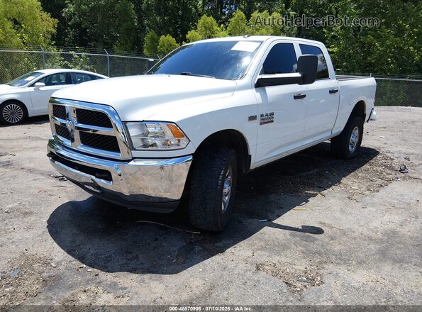 3C6UR5CJ2HG509319 2017 RAM 2500 White Vista tres cuartos delantera izquierda