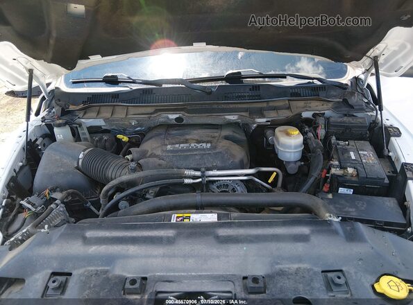 3C6UR5CJ2HG509319 2017 RAM 2500 White Vista trasera