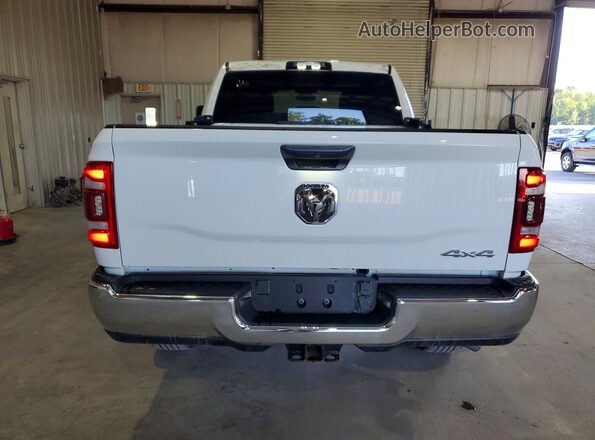 3C6UR5CJ9RG102826 2024 RAM 2500 White Вид ззаду