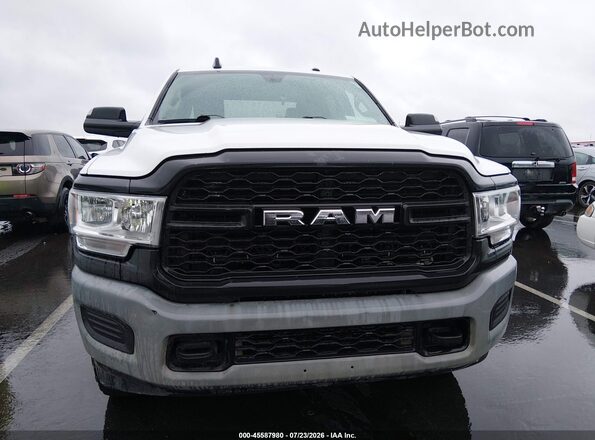 3C6UR5CL0KG518321 2019 RAM 2500 White Vista frontal
