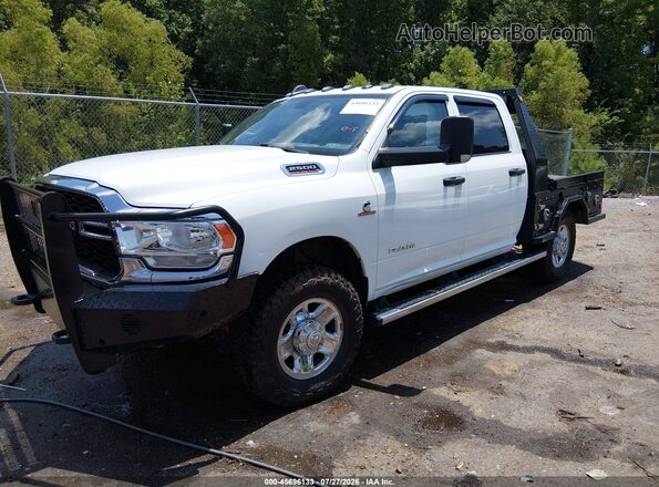 3C6UR5CL0LG145976 2020 RAM 2500 White Առջևի ձախ երեք քառորդ տեսարան