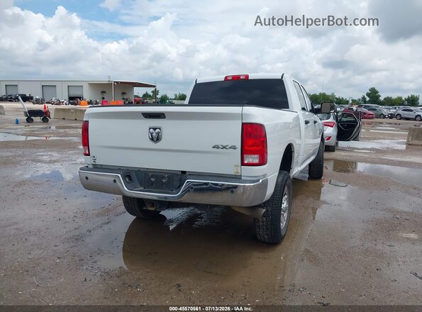3C6UR5CL1JG390122 2018 RAM 2500 White Trasero derecho