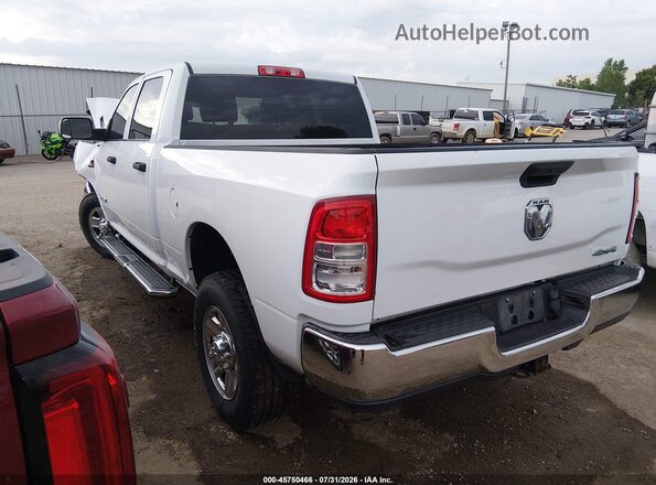 3C6UR5CL1NG311425 2022 RAM 2500 White Tył lewy