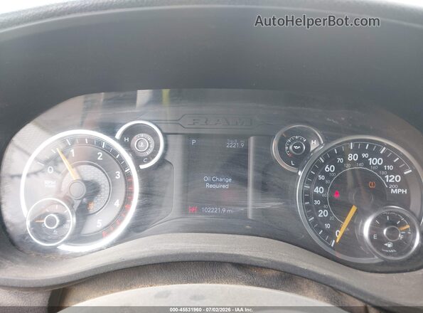 3C6UR5CL1NG359135 2022 RAM 2500 Белый Вид задних сидений