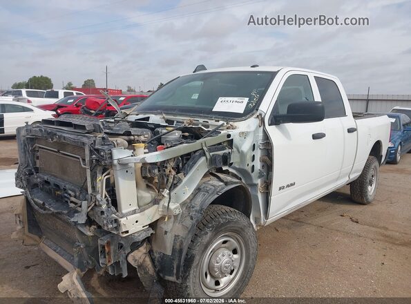3C6UR5CL1NG359135 2022 RAM 2500 Белый Передняя левая четверть