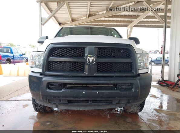 3C6UR5CL2HG678404 2017 RAM 2500 White Դիմացի տեսք