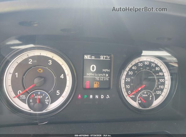 3C6UR5CL2JG358070 2018 RAM 2500 Серый Вид задних сидений