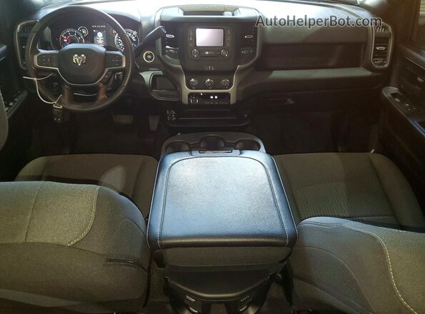 3C6UR5CL2RG408252 2024 RAM 2500 Gray Vista del salpicadero