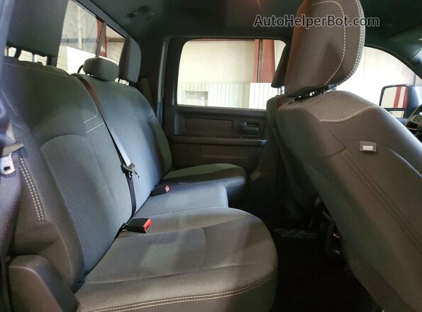 3C6UR5CL2RG408252 2024 RAM 2500 Gray Vista de los asientos traseros