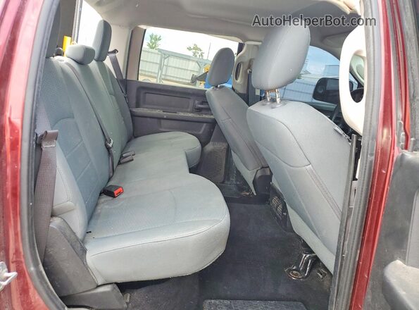 3C6UR5CL3GG261114 2016 RAM 2500 Темно-бордовый Вид задних сидений