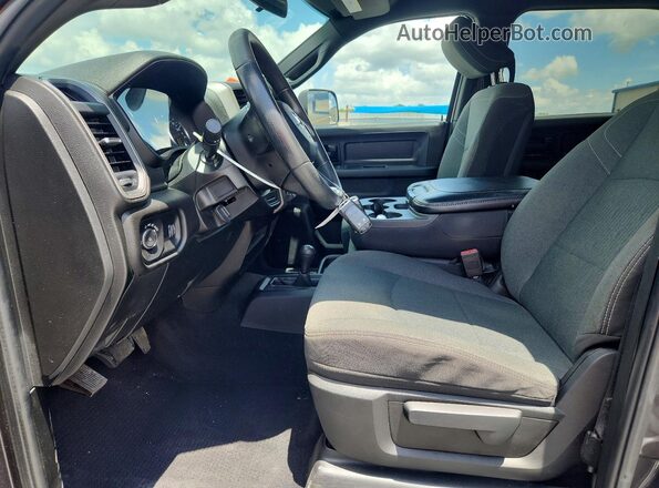 3C6UR5CL3NG125952 2022 RAM 2500 Black Vista interior delantera
