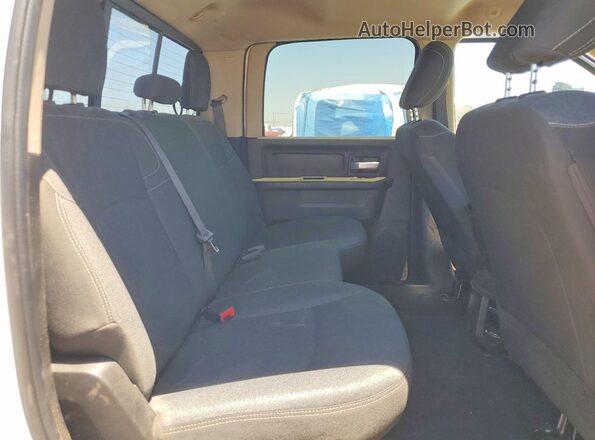 3C6UR5CL4KG599114 2019 RAM 2500 Белый Вид задних сидений