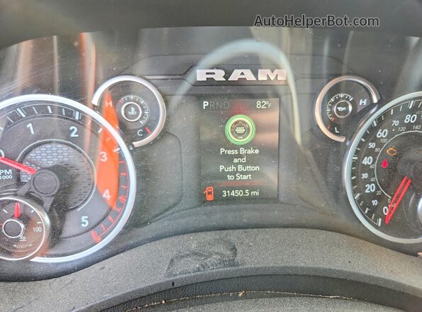 3C6UR5CL4RG236855 2024 RAM 2500 White Սարքավորումների վահանակի տեսք