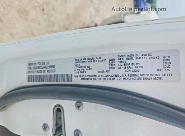 3C6UR5CL4RG236855 2024 RAM 2500 White Շարժիչի բաժամունքի տեսք