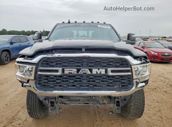 3C6UR5CL4RG320223 2024 RAM 2500 Black Widok z przodu