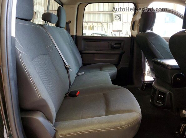 3C6UR5CL6LG172390 2020 RAM 2500 Black უკანა სავარძლების ხედი
