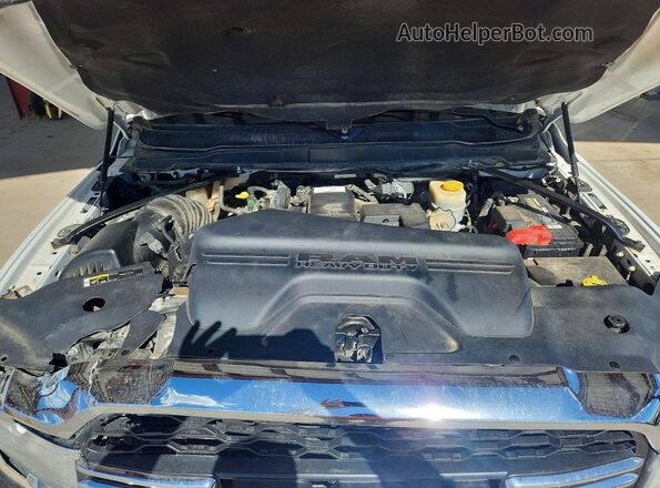 3C6UR5CL8NG125476 2022 RAM 2500 White Вид задньої частини салону