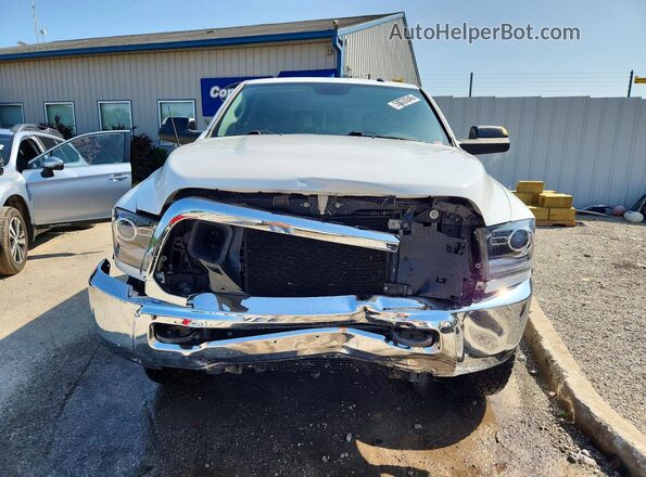 3C6UR5CLXHG610545 2017 RAM 2500 White Front view