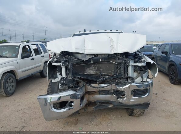 3C6UR5CLXNG220654 2022 RAM 2500 White ხელსაწყოთა პანელის ხედი