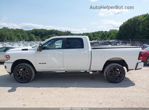 3C6UR5DJ0RG269879 2024 RAM 2500 White Սալոնի 360 աստիճան տեսք
