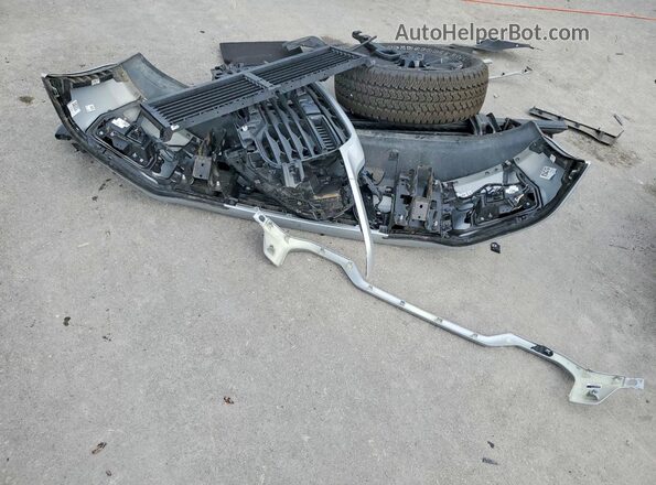 3C6UR5DJ2TG235501 2026 RAM 2500 Silver Vista del compartimento del motor