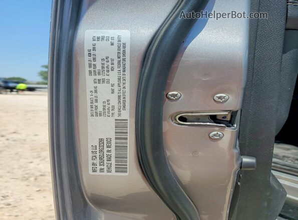 3C6UR5DJ3RG323269 2024 RAM 2500 Gray Vista del compartimento del motor