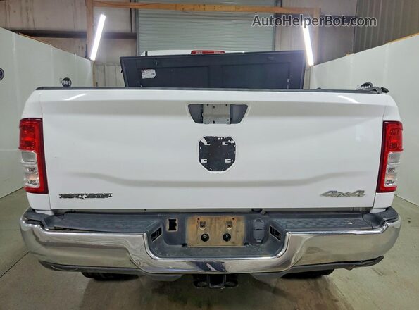 3C6UR5DJ8RG275929 2024 RAM 2500 White Widok z tyłu