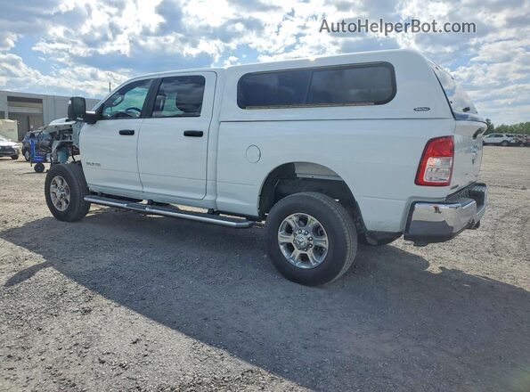 3C6UR5DJ8RG400153 2024 RAM 2500 White Trasero izquierdo