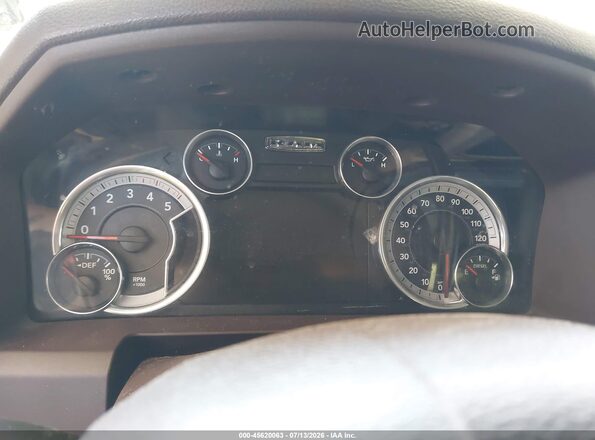 3C6UR5DL0GG109211 2016 RAM 2500 White Вид задніх сидінь