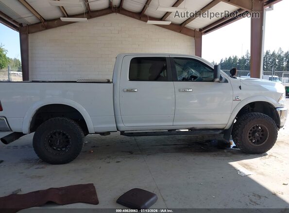 3C6UR5DL0GG109211 2016 RAM 2500 White Вид задньої частини салону