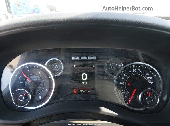 3C6UR5DL1RG340167 2024 RAM 2500 White Vista de los asientos traseros