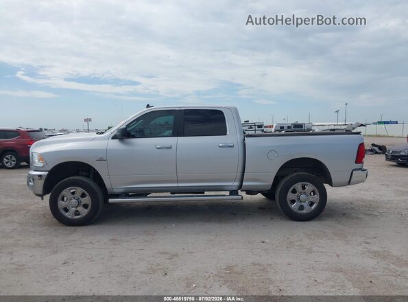 3C6UR5DL2JG102722 2018 RAM 2500 Silver Widok wnętrza 360 stopni