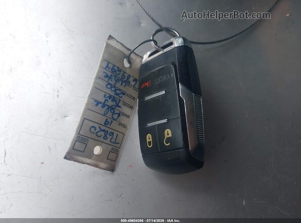 3C6UR5DL2KG689294 2019 RAM 2500 White Առջևի վահանակի տեսք