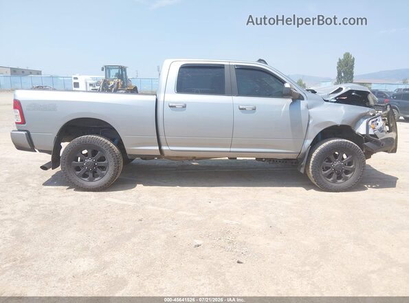 3C6UR5DL2MG510948 2021 RAM 2500 Silver Widok wnętrza 360 stopni